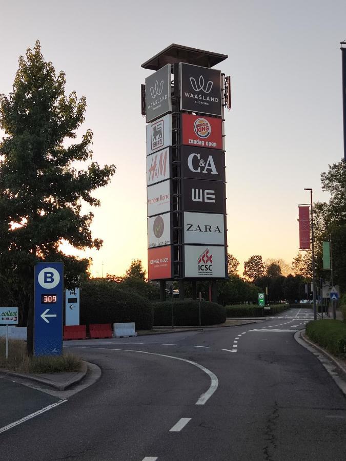 Gasthuis Puytvoet Sint-Niklaas Luaran gambar